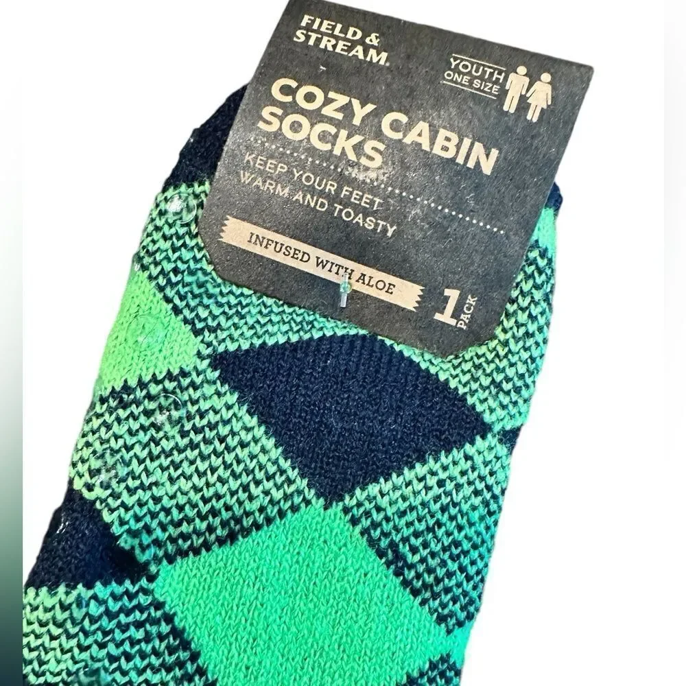 NWT Field & Stream Youth Cozy Cabin Socks - Set of 3 Blue/Red/Green Non Slip